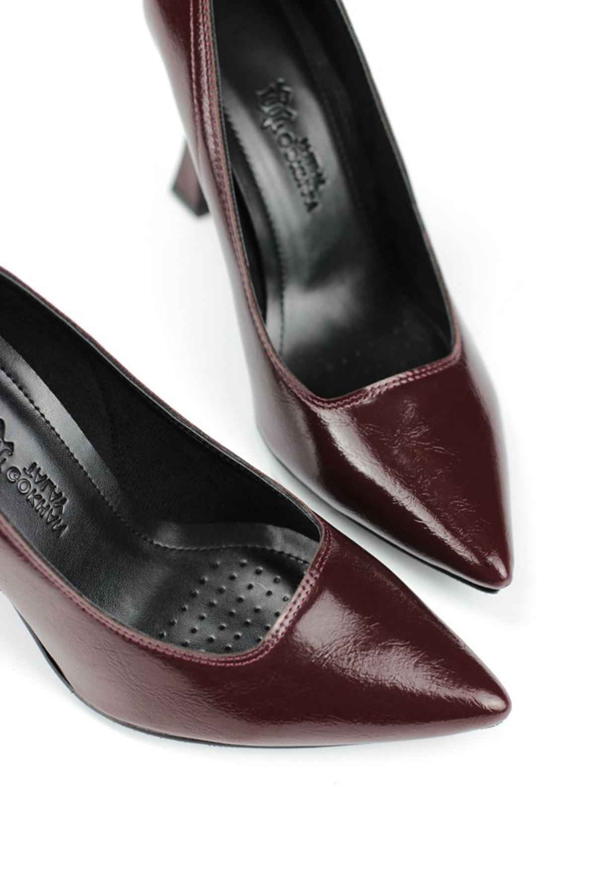 King Crow Odette Esnek Yumuşak Kaymaz Taban (10 cm) Bordo Rugan Kadın Topuklu Ayakkabı