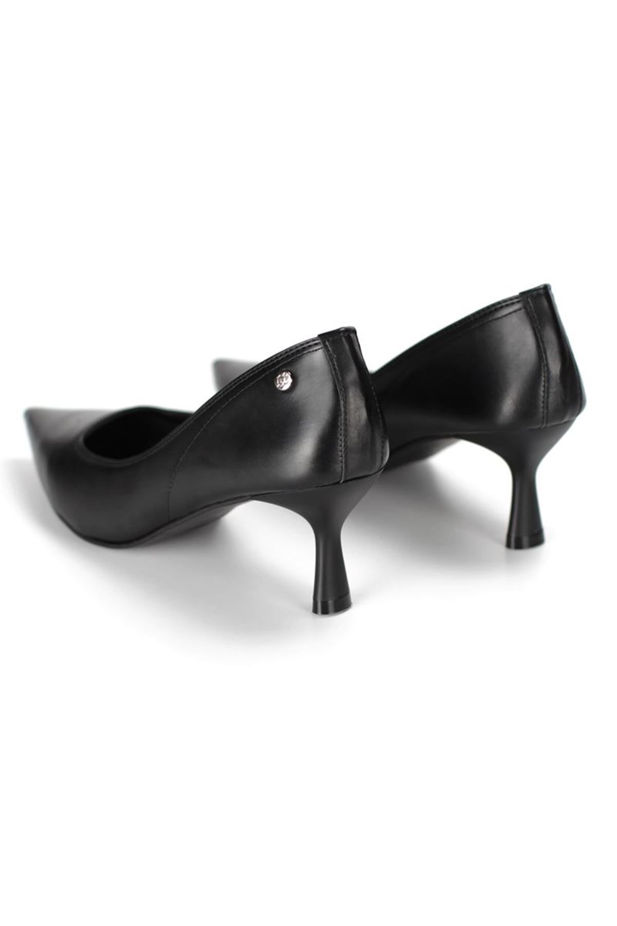 King Crow Zelia Esnek Yumuşak Kaymaz Taban (4 cm) Siyah Cilt Kadın Topuklu Ayakkabı
