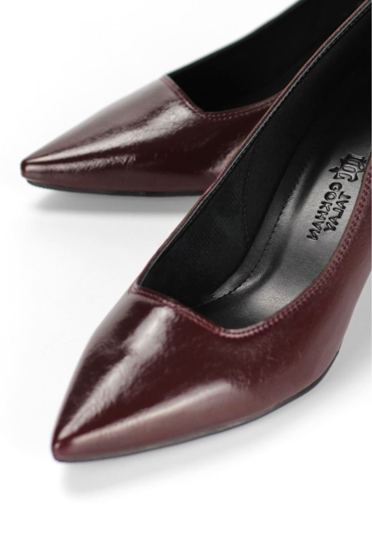 King Crow Zelia Esnek Yumuşak Kaymaz Taban (4 cm) Bordo Rugan Kadın Topuklu Ayakkabı