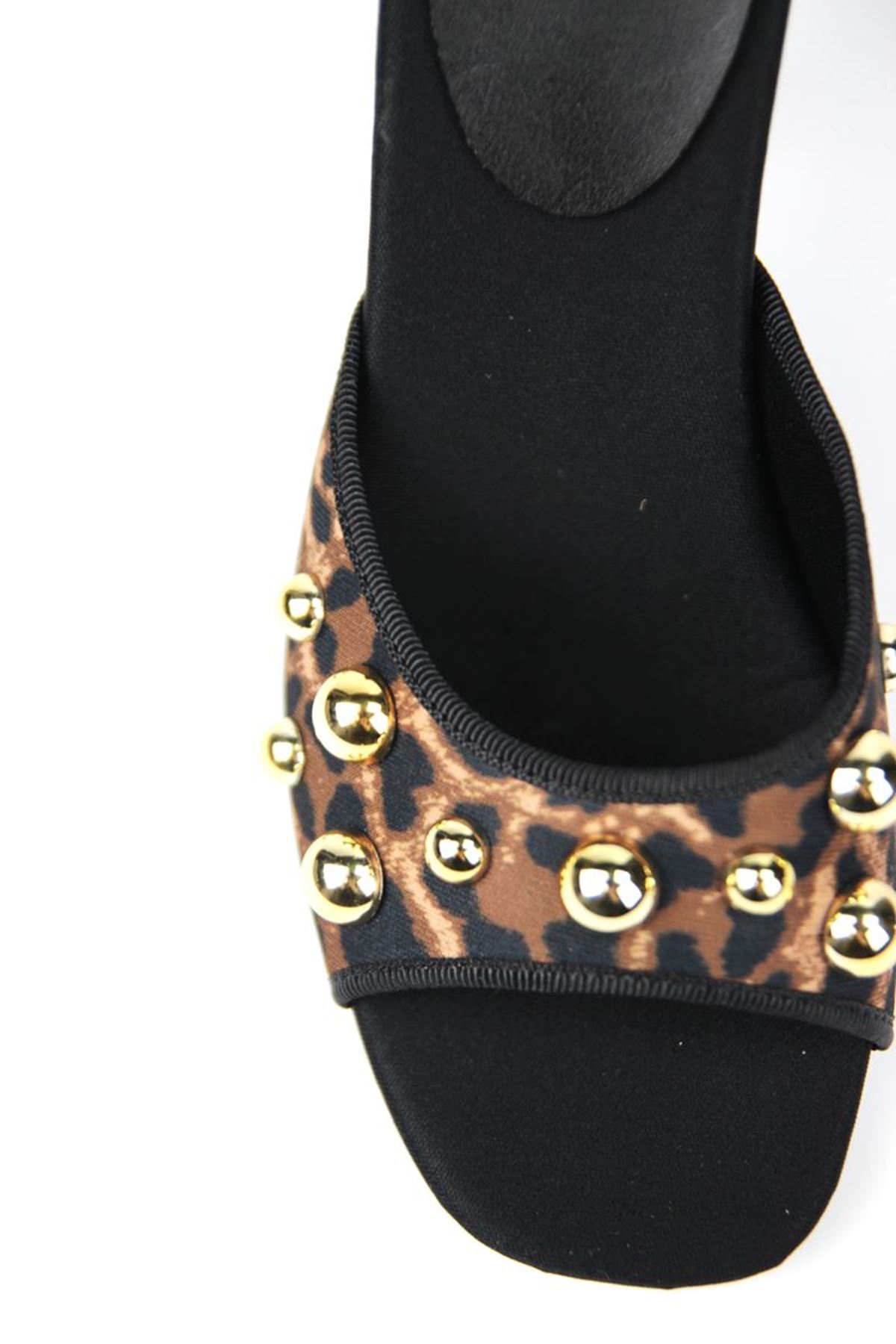 King Crow Havanna Kadın Gümüş Trok Taş Detaylı Leopar Desenli Orta Topuklu (8 cm) Topuklu Terlik