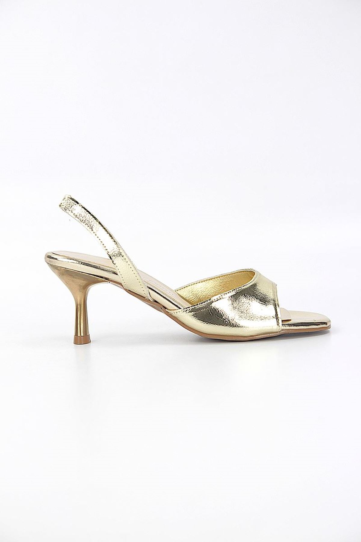 King Crow Elira Esnek Yumuşak Kaymaz Taban (4 cm) Dore Metalik Kadın Topuklu Ayakkabı